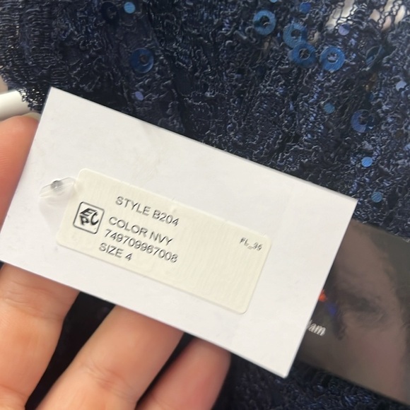 Betsy & Adam "JOHANNA" 3/4 SLEEVE SHEER MATTE JERSEY LONG DRESS - Picture 9 of 10